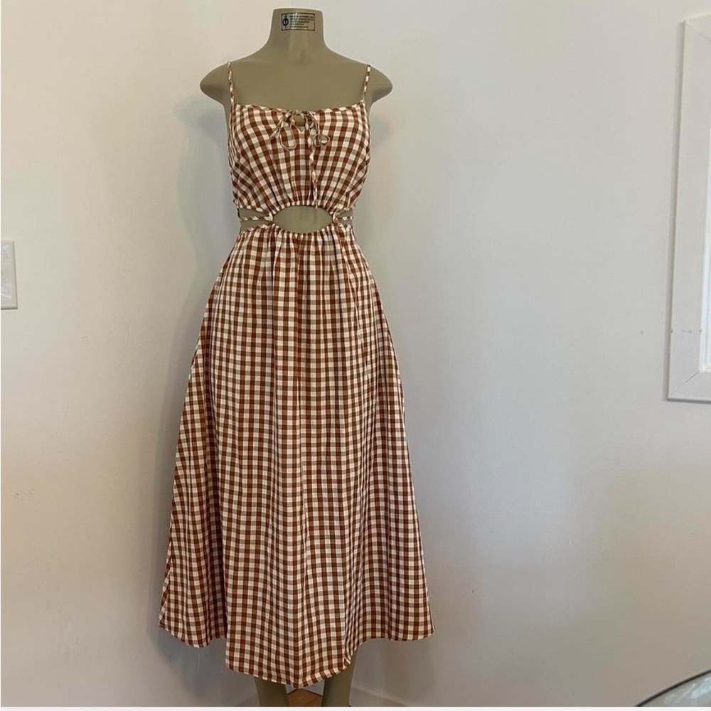 Find Me Now brown gingham cutout dress sz M